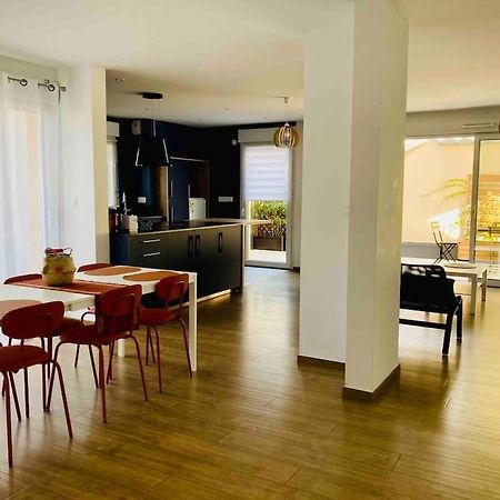 Апартаменты Quai Sud - Gare, 100 M2, Parking, Wifi, Superette, Lave Linge Анже Экстерьер фото